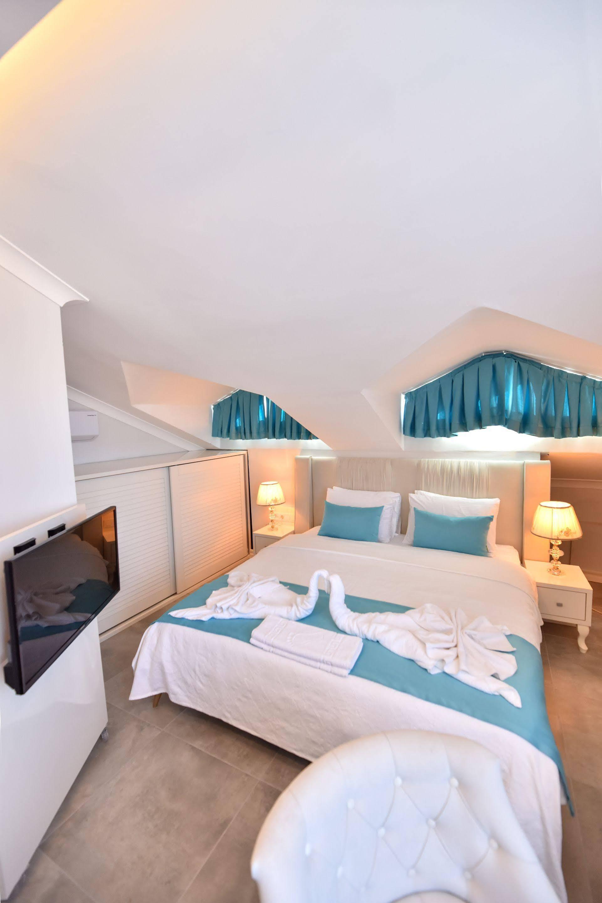 Monastery Suites Hotel-Fethiye Oludeniz Ngoại thất bức ảnh